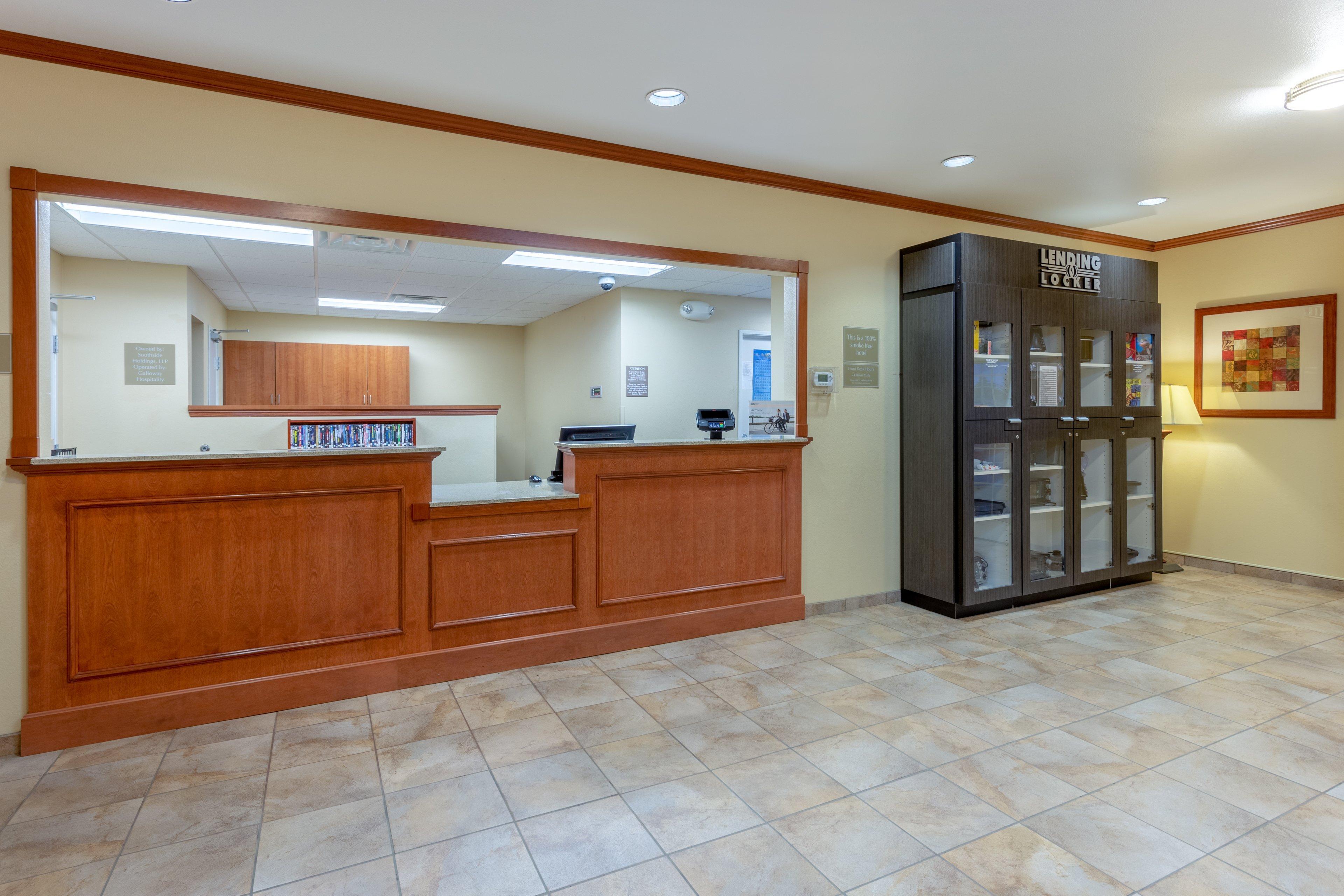 Candlewood Suites Minot By Ihg Exterior photo